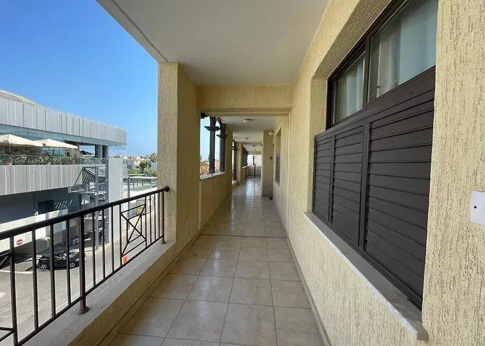 Apartament Queens Gardens Pafos