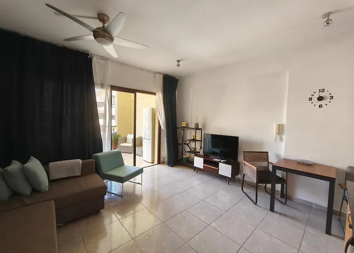 Queens Gardens Apartament *