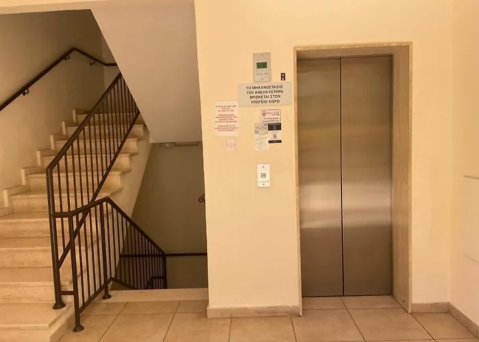 Queens Gardens * パ フォス