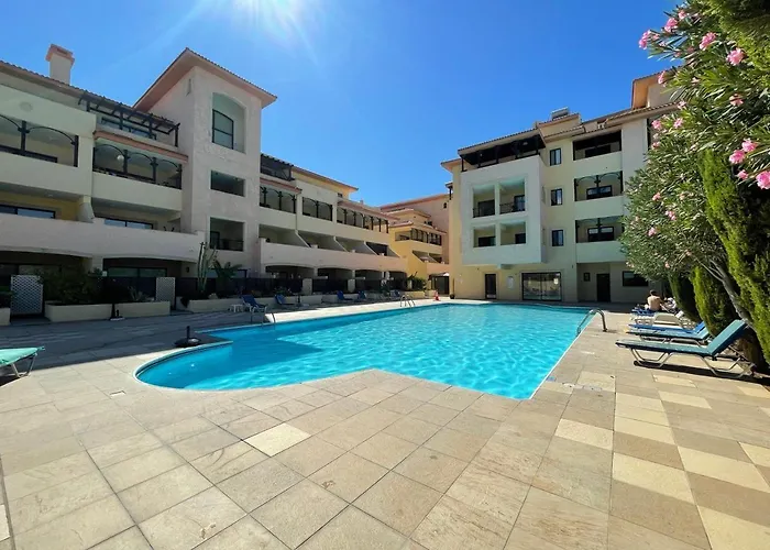 Queens Gardens Apartamento